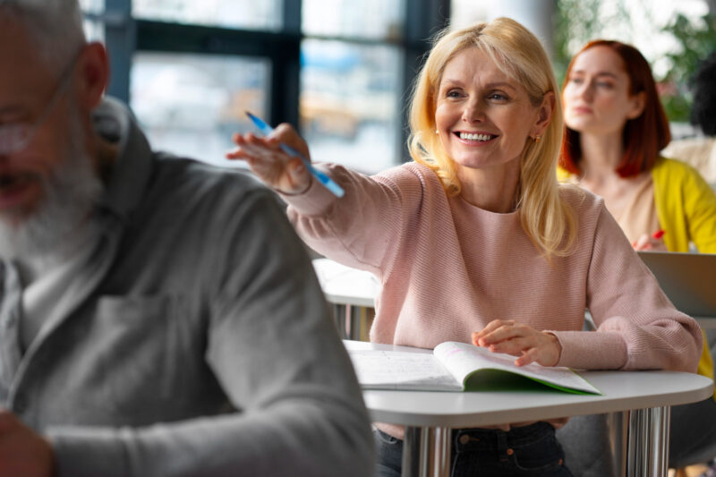 Professeur des écoles quel est le montant de la pension après des années d'enseignement